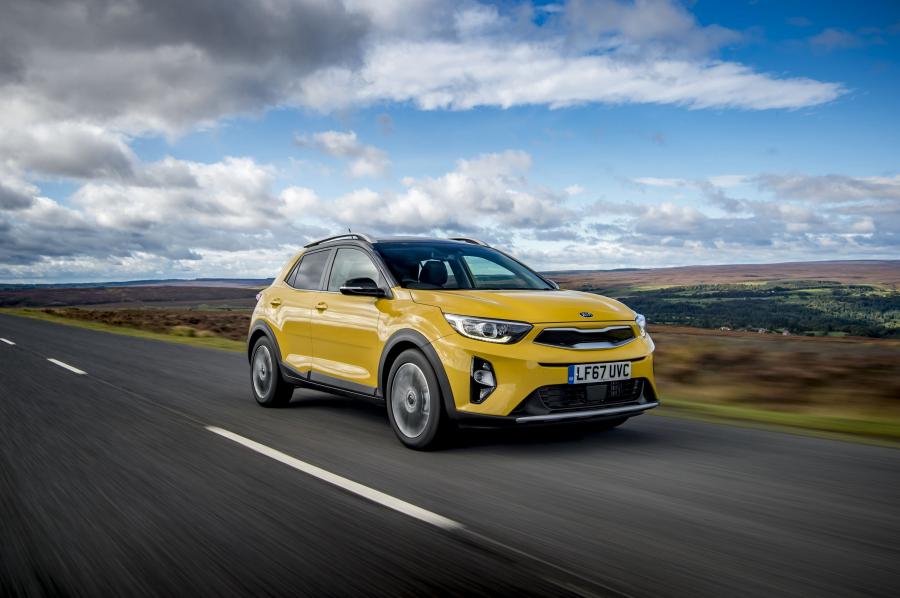  Kia Stonic First Edition 2017 года  (UK) (фото 2 из 48)